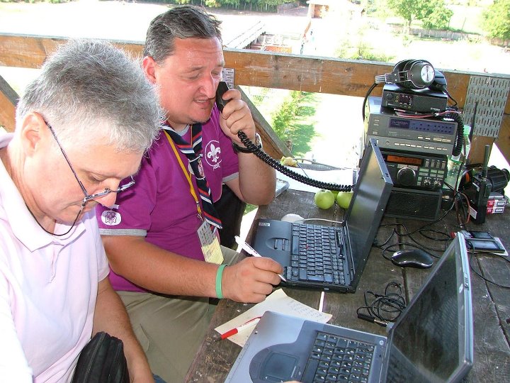 Pedja Marić, radio amater i izviđač